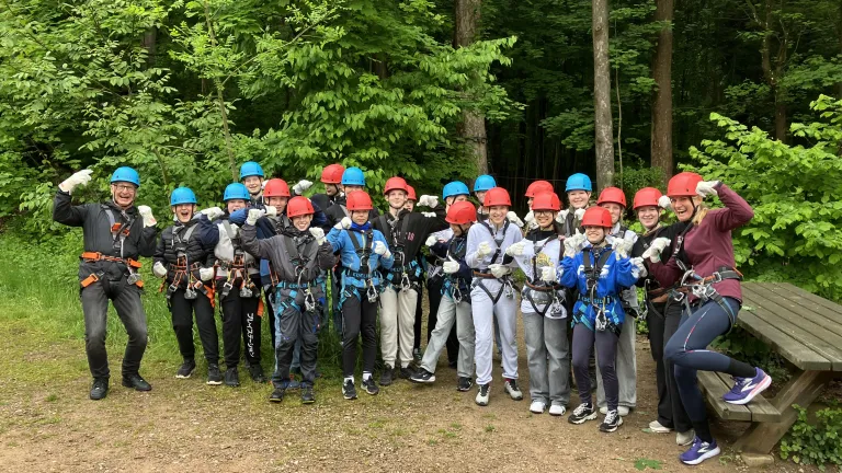 Kinder bei erlebnisp�dagogischen Spielen