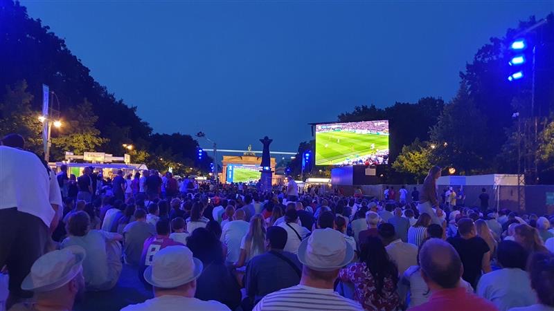 A10er auf der Fanmeile in Berlin